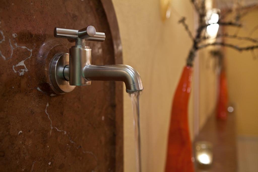 טוקס Hotel Burgschrofn מראה חיצוני תמונה