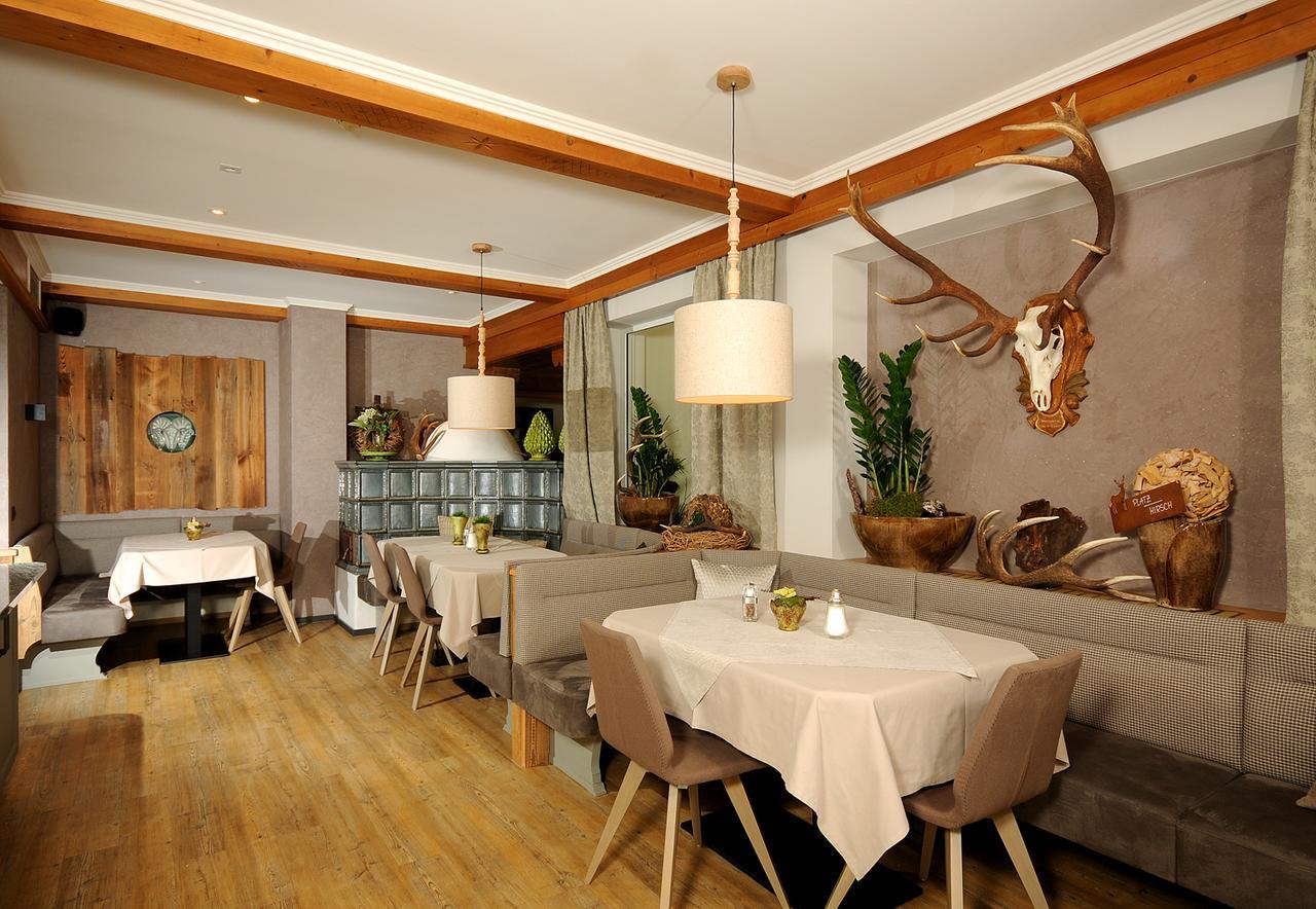 טוקס Hotel Burgschrofn מראה חיצוני תמונה