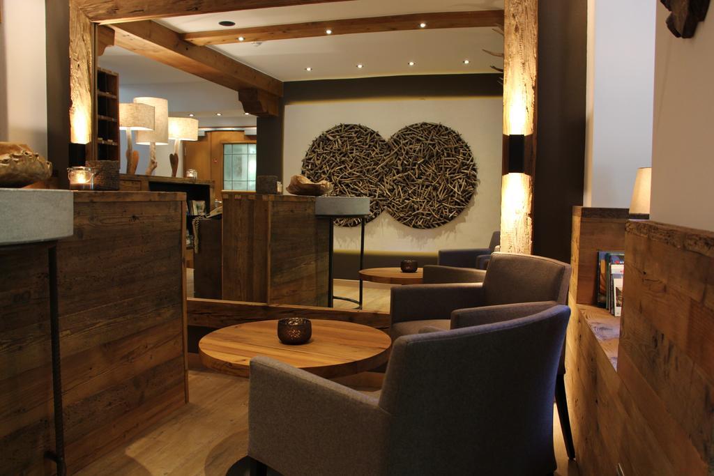 טוקס Hotel Burgschrofn מראה חיצוני תמונה
